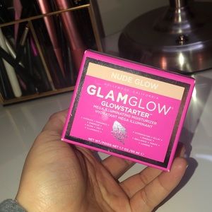 GLAM GLOW Illuminating Moisterizer